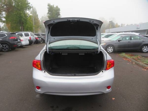 2009 Toyota Corolla 4dr Sdn Auto LE Sedan - cars & trucks - by... for sale in Eugene, OR – photo 10