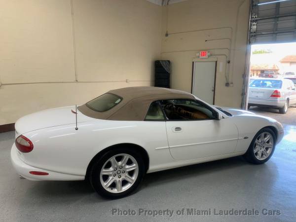 2000 Jaguar XK8 Convertible Garage Kept Low Miles Dealer Maintained... for sale in Pompano Beach, FL – photo 19