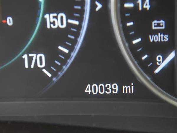 2017 Buick LaCrosse Essence Sedan 4D sedan WHITE - FINANCE ONLINE for sale in Atlanta, GA – photo 3