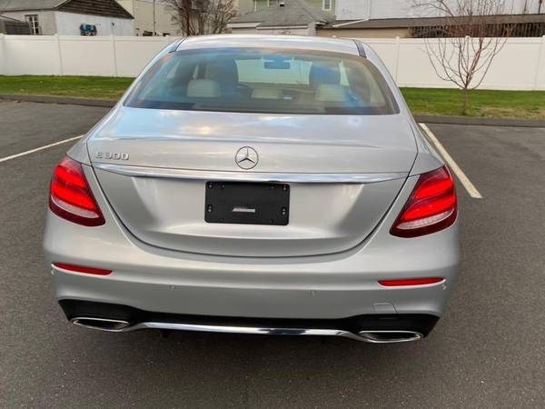 2018 Mercedes-Benz E-Class E 300 RWD Sedan -EASY FINANCING AVAILABLE... for sale in Bridgeport, CT – photo 8
