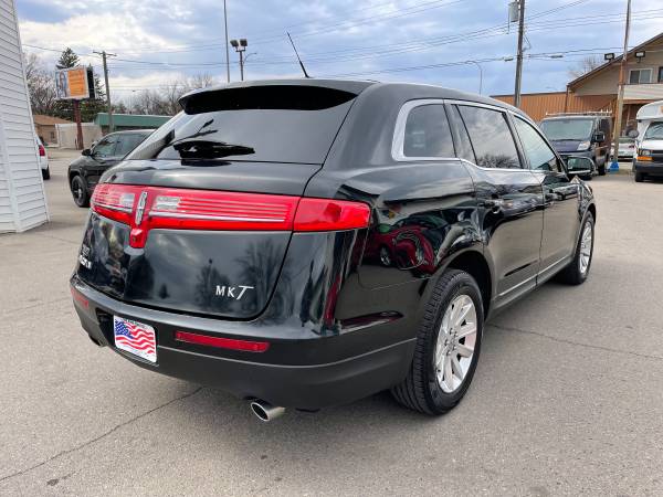 2015 Lincoln MKT Town Car/Autostart/Nav! 1500 DOWN! for sale in Grand Forks, ND – photo 6
