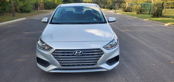 2019 Gas Saving Beauty! Hyundai Accent! Clean Title/CarFax! Espanol... for sale in Burleson, TX – photo 4