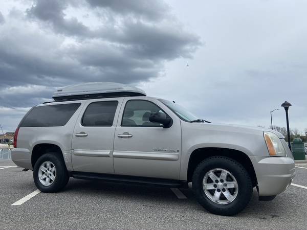 2007 GMC YUKON XL ALL OPTIONS GREAT SHAPE! RUNS EXCEL! - cars & for sale in Copiague, NY – photo 18