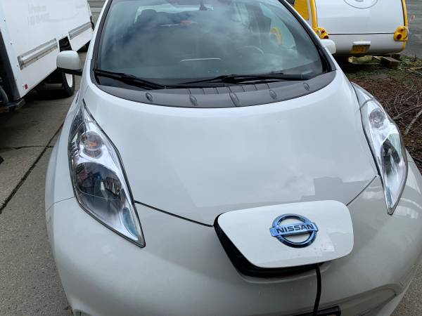 2013 White Nissan Leaf electric car for sale in Juneau, AK