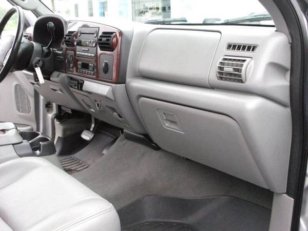 2006 Ford F-350 Super Duty Lariat 4dr SB One Owner ON SALE We Finance for sale in Crystal Lake, IL – photo 15