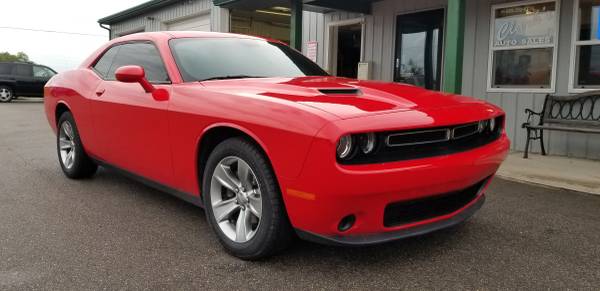 2016 DODGE CHALLENGER SXT**LOW MILES**NO RUST**NEW TIRES for sale in LAKEVIEW, MI
