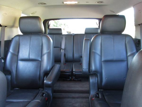 2011 GMC YUKON SLT TEXAS EDITION 4X4! THIRD ROW SEAT! LEATHER! for sale in El Paso, NM – photo 17