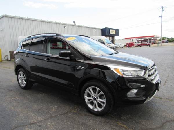 2018 Ford Escape SE - cars & trucks - by dealer - vehicle automotive... for sale in Rockford, IL – photo 12