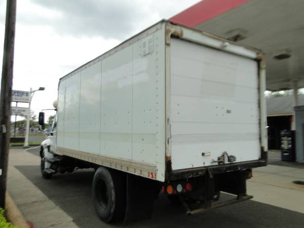 2005 International 4400 - - by dealer - vehicle for sale in Warminster, PA – photo 4