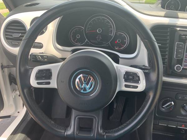 2014 Volkswagen Beetle R-Line Convertible for sale in Topeka, KS – photo 20