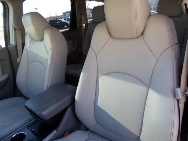 2012 Chevrolet Traverse, 2LT, Leather, New Rubber, 97K, Nice! - cars for sale in Fargo, ND – photo 14