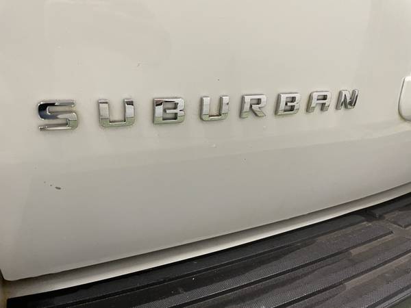2012 Chevrolet Suburban 4WD 4dr 2500 LT - - by dealer for sale in Hudsonville, MI – photo 7
