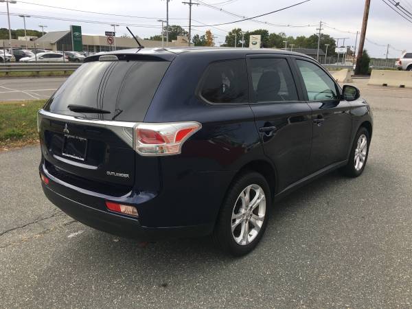 2014 Mitsubishi Outlander 4 Wheel Dr. SUV with a nice option package. for sale in Peabody, MA – photo 4