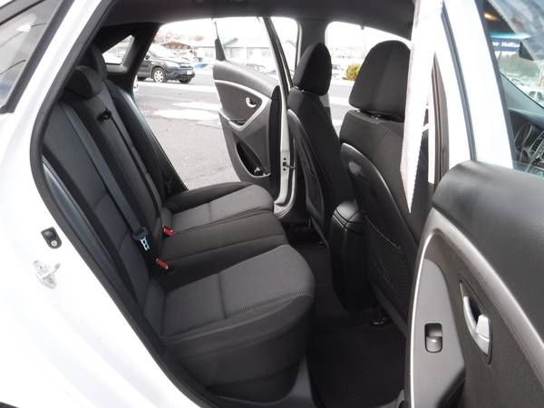 2013 Hyundai Elantra GT 5dr Heated Seats And Super Low 60k Miles!!!... for sale in LEWISTON, ID – photo 10
