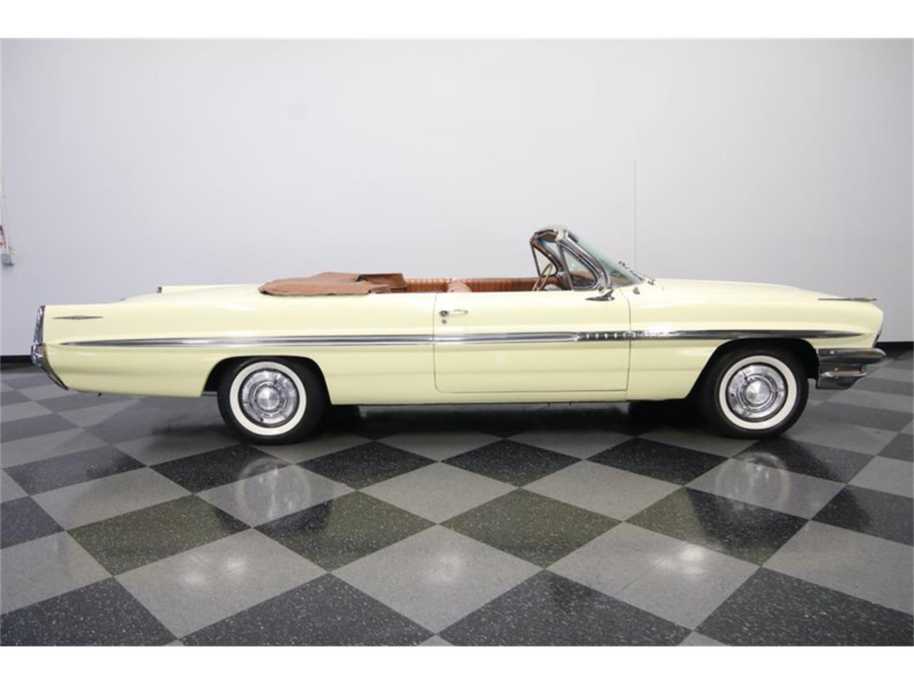 1961 Pontiac Bonneville for sale in Lutz, FL – photo 16