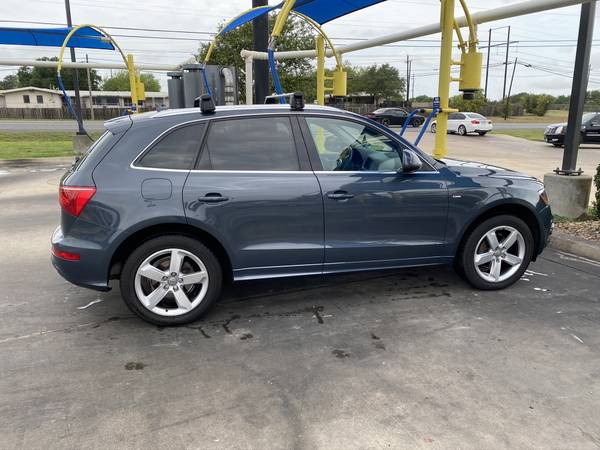 2011 Audi Q5 3.2 turbo premium - cars & trucks - by owner - vehicle... for sale in Killeen, TX – photo 2