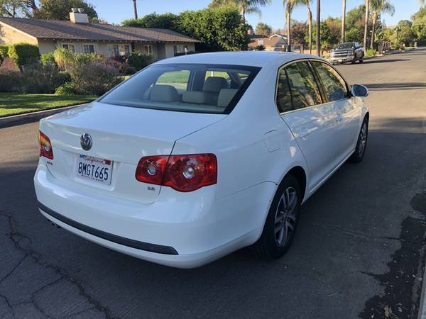 2005 Volkswagen Jetta 2.5 ( Only 23 K Miles) - cars & trucks - by... for sale in Northridge, CA – photo 3
