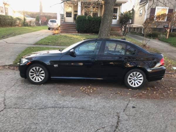 2009 BMW 328i xdrive - cars & trucks - by owner - vehicle automotive... for sale in Cleveland, OH – photo 2