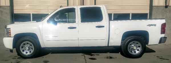2011 Chevrolet 1500 Crew Cab 4X4 Short Bed 5.3 V-8 Automatic - cars... for sale in Grand Junction, CO – photo 8