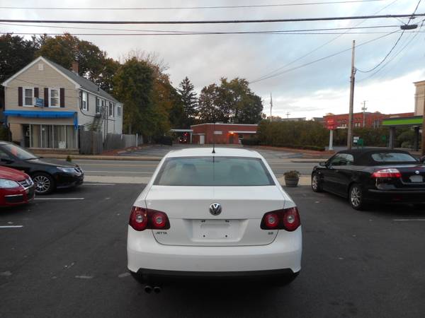 2010 VOLKSWAGEN JETTA 2.5S 5-SPEED MANUAL, ONLY 82K MILES. for sale in Whitman, MA – photo 4