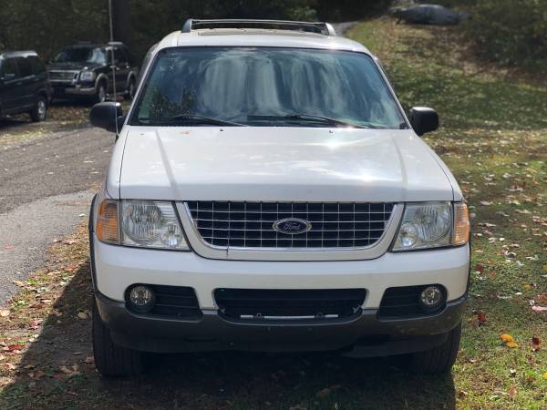 2005 Ford Explorer XLT for sale in Glyndon, MD – photo 2