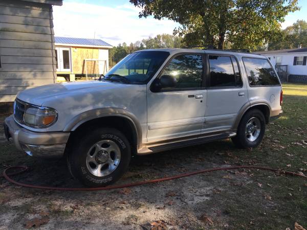 2000 Ford Explorer-Eddie Bauer - cars & trucks - by owner - vehicle... for sale in Vass, NC – photo 2