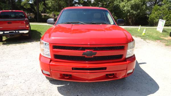 2011 Silverado 4x4, 5.3L V8, Red, beautiful inside/out, touchscreen for sale in Chapin, SC – photo 19