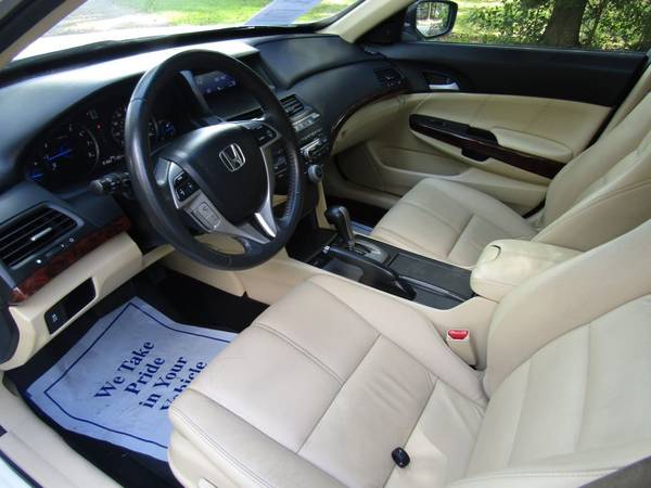 2012 *Honda* *Crosstour* *fully loaded with leather car - cars &... for sale in Garden city, GA – photo 7