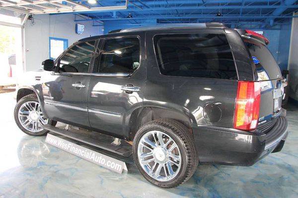 2011 Cadillac Escalade Platinum Edition AWD 4dr SUV Guara for sale in Dearborn Heights, MI – photo 11