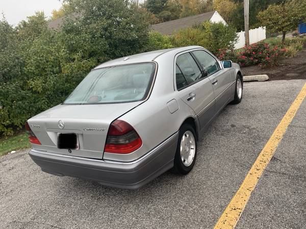 2000 Mercedes-Benz C230 Kompressor Fully loaded Rust free Runs Great! for sale in Fort Wayne, IN – photo 6