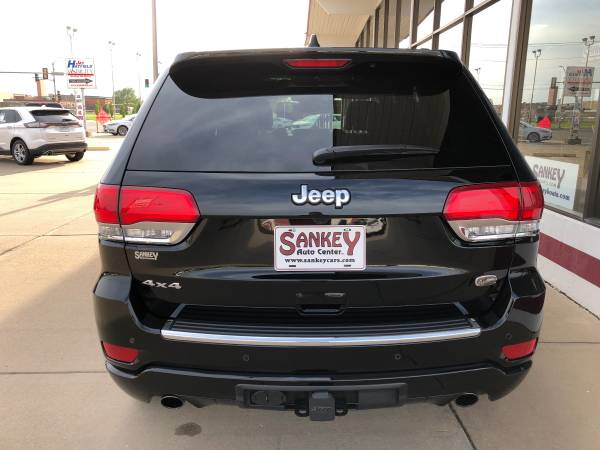 2018 Jeep Grand Cherokee Overland 4wd for sale in Salina, KS – photo 11