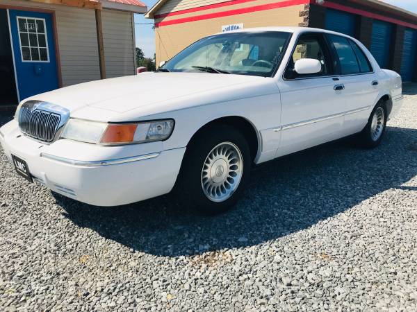 2000 Mercury Grand Marquis LS for sale in Cleveland, TN