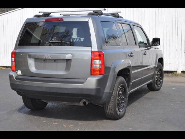 2014 Jeep Patriot Sport 2WD - - by dealer - vehicle for sale in Milford, NH – photo 5