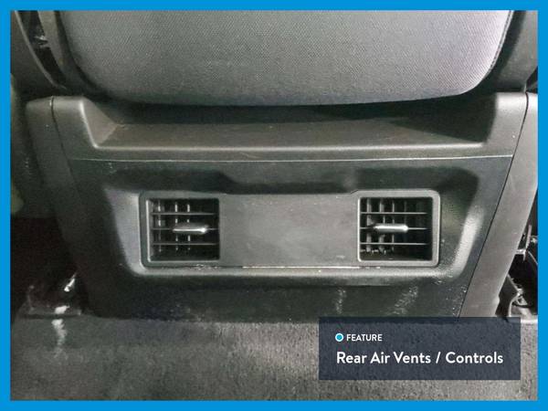 2020 Chevy Chevrolet Silverado 1500 Crew Cab LT Pickup 4D 6 1/2 ft for sale in Ronkonkoma, NY – photo 20