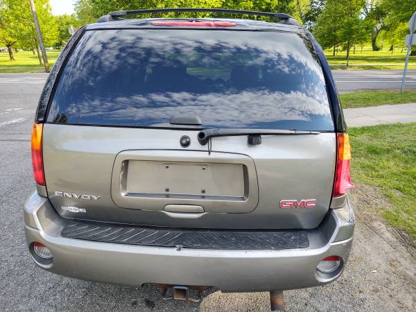 2008 GMC Envoy Great SUV 4X4 With Side Damage - - by for sale in Philadelphia, PA – photo 7