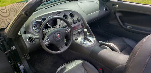 2008 PONTIAC SOLSTICE GXP CONVERTIBLE for sale in Milford, MA – photo 17