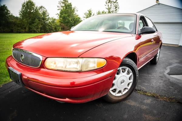 1999 BUICK CENTURY 40,000 MILES SUPER CLEAN RUNS GREAT $3995 CASH -... for sale in REYNOLDSBURG, OH – photo 24
