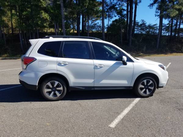 2017 SUBARU FORESTER LIMITED only 35K- AWD (2.5L 4cyl CVT) - cars &... for sale in Harleton, LA – photo 4