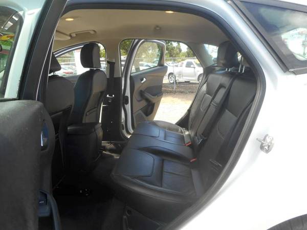 2015 FORD FOCUS SE HATCHBACK WITH LEATHER for sale in Anderson, CA – photo 13