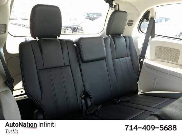 2016 Chrysler Town & Country Touring SKU:GR198964 Regular for sale in Tustin, CA – photo 20