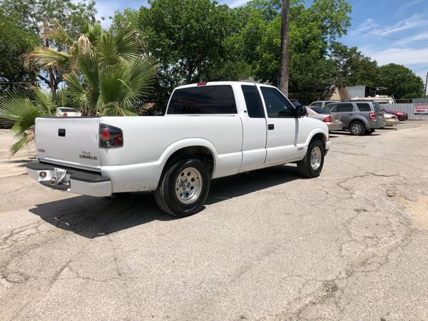 03 Chevy S10 LS (Long Bed) - - by dealer - vehicle for sale in San Antonio, TX – photo 3