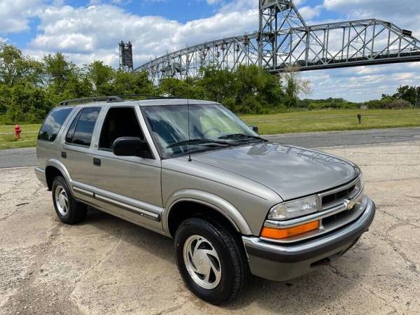 2000 Chevy Blazer 4x4 - Priced to sell - - by dealer for sale in burlington city, PA – photo 8