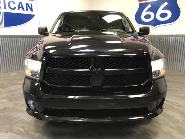 2016 RAM 1500 EXPRESS 4WD CREW CAB!! 1 OWNER!! 60K MILES!! 5.7L V8!! for sale in Norman, KS – photo 2