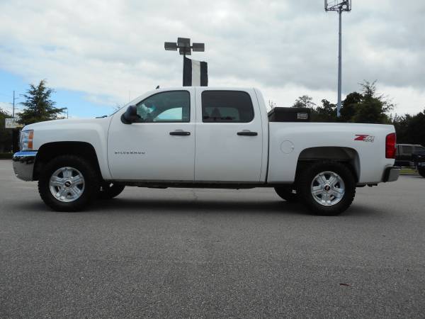 2013 CHEVROLET SILVERADO 1500 LT CREW CAB 4WD - cars & trucks - by... for sale in Winterville, NC – photo 8