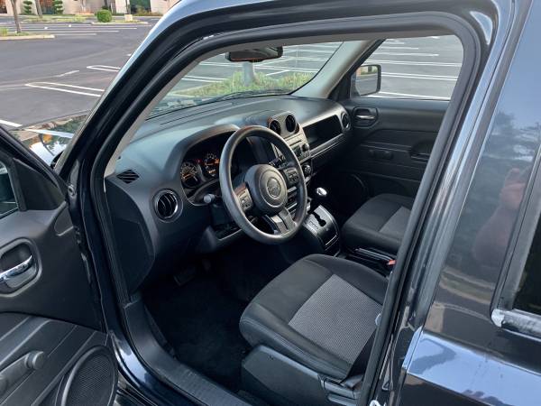 2014 Jeep Patriot FWD Sport low miles Gray / black for sale in Concord, CA – photo 16