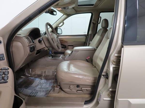 2004 Mercury Mountaineer Base - SUV - - by dealer for sale in Addison, IL – photo 11