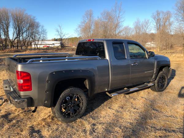 2009 Chevy Silverado LTZ 4 x 4 - cars & trucks - by owner - vehicle... for sale in Forest Lake, MN – photo 4