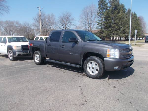 2011 chevy Silverado K1500 Gray - - by dealer for sale in Rosholt, WI – photo 2