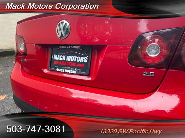 2008 Volkswagen Jetta SEL 1-Owner 5-SPD Moon Roof Heated Leather... for sale in Tigard, OR – photo 24