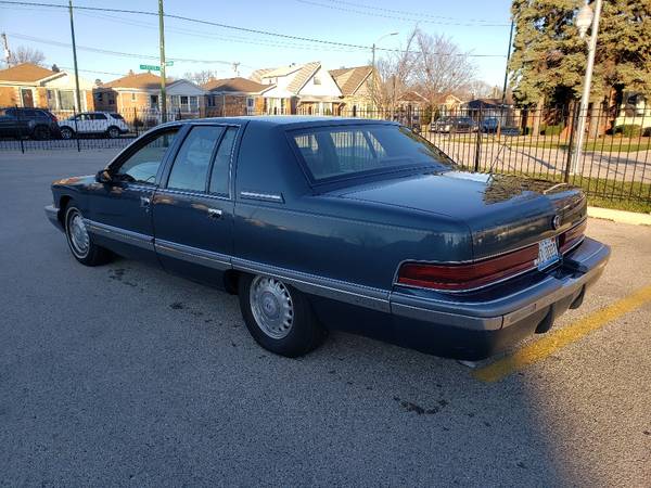 ***Only 74,000 miles*** '94 Buick Roadmaster - cars & trucks - by... for sale in Harwood Hghts, IL – photo 3